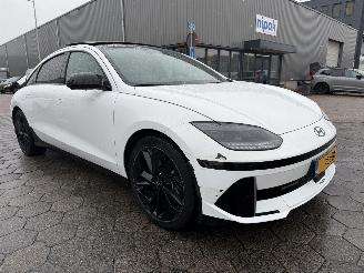 Auto incidentate Hyundai IONIQ 6 First Edition AWD 77.4 kWh 2023/10