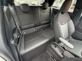 Mini Cooper SE John Cooper Works M 54.2 kWh picture 13