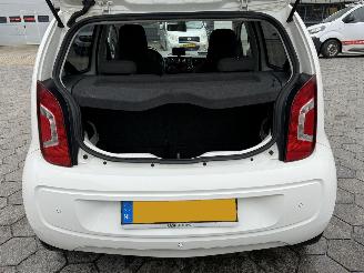 Volkswagen Up! 1.0 high up! BlueMotion picture 8