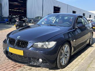 krockskadad bil auto BMW 3-serie Coupé 335i Introduction AUTOMAAT 2006/10