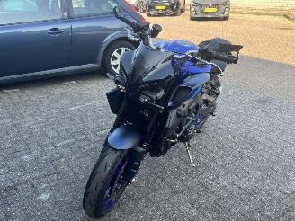 Yamaha MT-10 Tour ABS picture 2