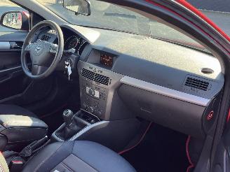 Opel Astra 1.6 Edition picture 9