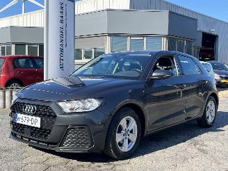damaged passenger cars Audi A1 Sportback 25 TFSI Pro Line 2020/1