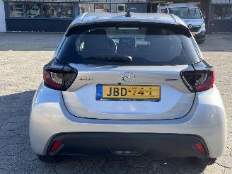 Mazda 2 Hybrid 1.5 Centre-line picture 5
