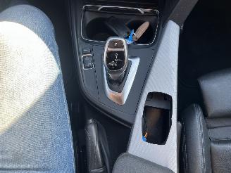 BMW 3-serie 320i Corporate Lease High Executive picture 18