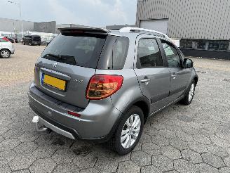 Suzuki SX4 AUTOMAAT picture 4