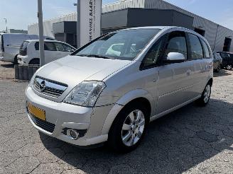 Voiture accidenté Opel Meriva 1.6-16V Cosmo 2006/2