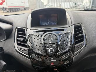 Ford Fiesta 1.0 EcoBoost Titanium picture 17