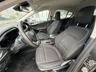 Ford Focus 1.0 EcoBoost Hybrid Titanium picture 13