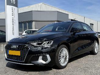 Voiture accidenté Audi A3 Sportback 30 TFSI edition one 2021/1