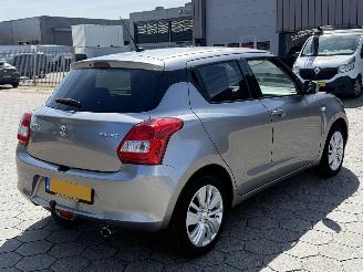 Suzuki Swift 1.2 Select picture 4
