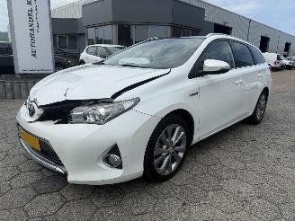 Voiture accidenté Toyota Auris Touring Sports 1.8 Hybrid AUTOMAAT 2013/10