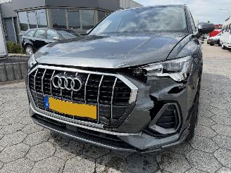 Audi Q3 45 TFSI e S edition picture 2