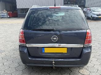 Opel Zafira 1.6 Executive picture 5
