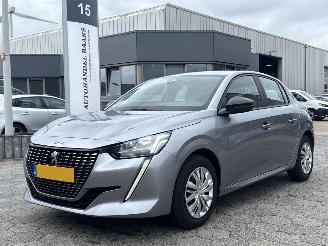 Vaurioauto  passenger cars Peugeot 208 1.2 PureTech Active 2022/12