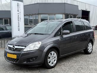 Auto incidentate Opel Zafira 1.8 Cosmo 7persoons 2011/6