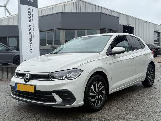 Vaurioauto  passenger cars Volkswagen Polo 1.0 TSI Life AUTOMAAT 2024/3