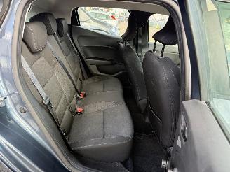 Renault Clio 1.0 TCe Zen picture 11