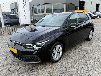 Voiture accidenté Volkswagen Golf 1.0 TSI Life 2021/1