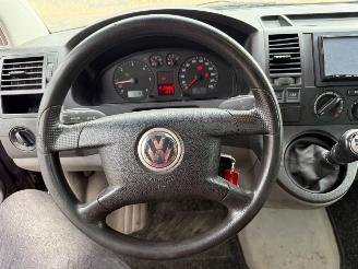 Volkswagen Transporter 2.5 TDI 340 picture 15
