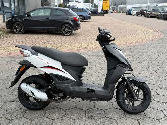 Kymco  Agility 10 picture 4