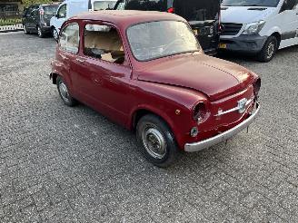 Auto incidentate Fiat 600 OLDTIMER  1971. 1971/8
