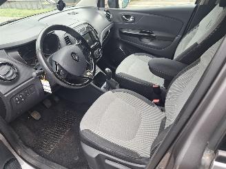 Renault Captur 0.9 TCe dynemique picture 3