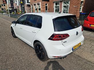 Volkswagen Golf 1.4 TSI GTE picture 4
