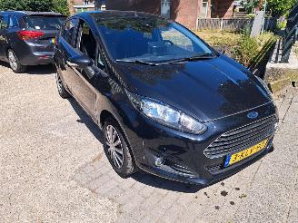 Voiture accidenté Ford Fiesta 1.0i champion 2013/3