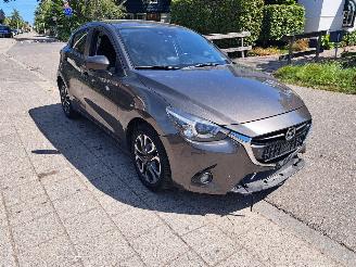 Coche accidentado Mazda 2 1.5 sky active-G GT-M automaat 2016/10