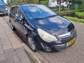 Opel Corsa 1.4 16v edition picture 2