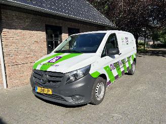 Unfall Kfz Van Mercedes Vito 114 CDI LANG AUTOMAAT AIRCO 2017/10
