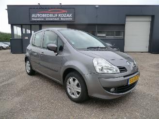 Tweedehands auto Renault Modus 1.2 TCE Dynamique AIRCO 2009/4
