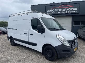 begagnad bil bedrijf Renault Master 2.3 dCi L2H2 AIRCO CRUISE IMPERIAL TREKHAAK 2018/3