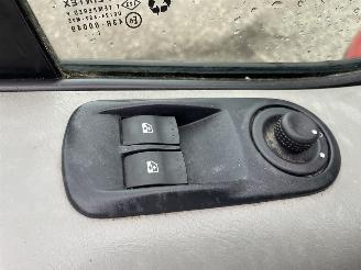 Opel Vivaro 2.0 CDTI L1H1 NIEUWE APK MARGE 3 pers. picture 11