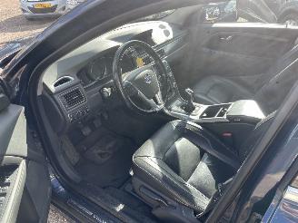 Volvo V-70 2.0 D4 Momentum AIRCO LEDER picture 7