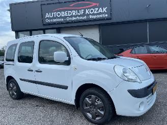 bruktbiler auto Renault Kangoo Family 1.6-16V Expression NAVI NIEUWE APK 2010/7