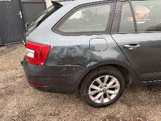 Skoda Octavia 1.0 TSI Greentech BusinessEdition picture 5