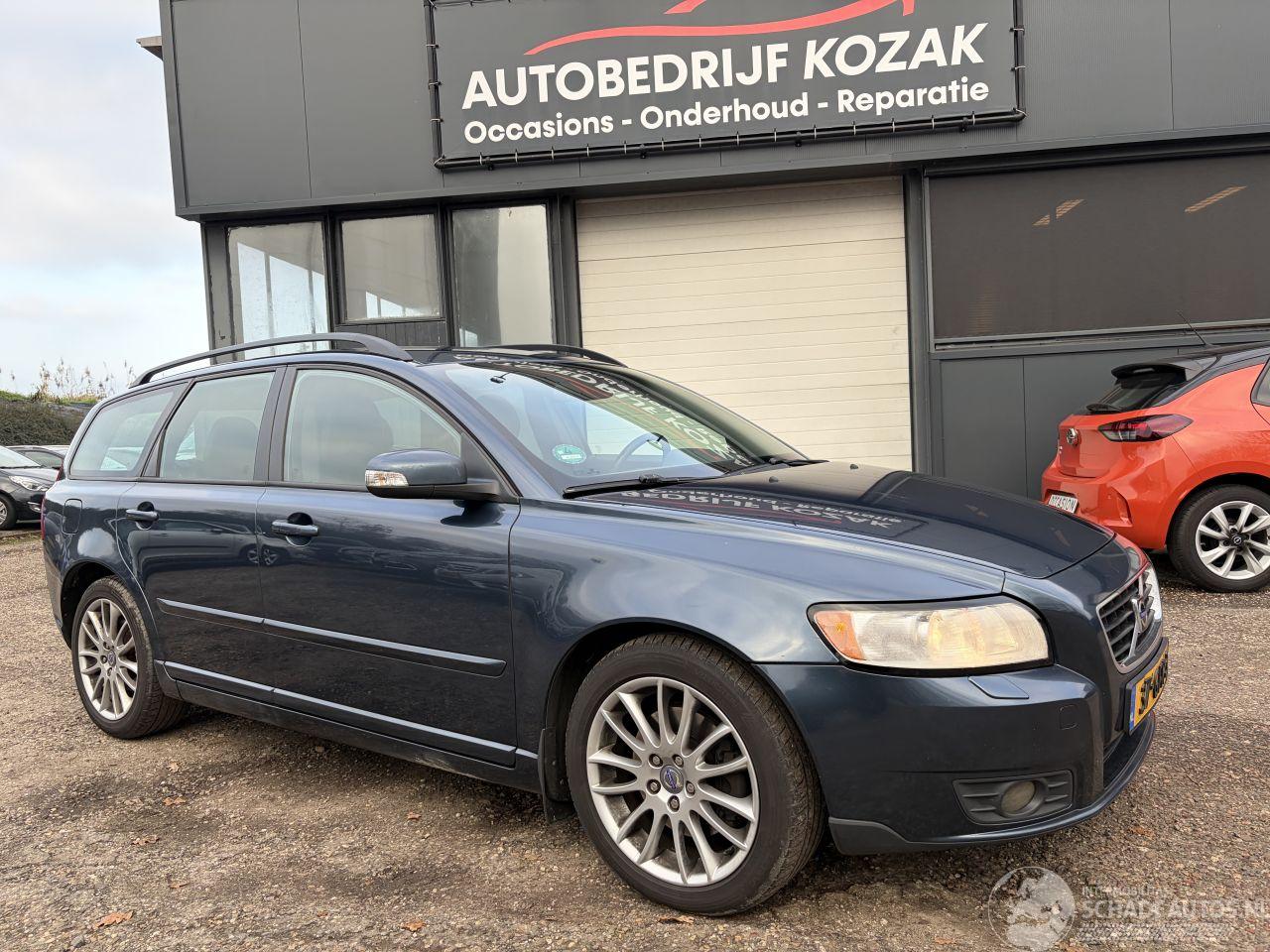 Volvo V-50 2.4i Edition II AIRCO LEDER CRUISE 170pk
