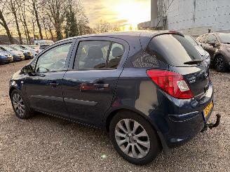 Opel Corsa 1.4-16V \'111\'Edition AIRCO NIEUWE APK picture 3