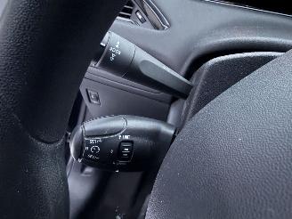 Peugeot 208 1.0 Pure Tech Access AIRCO PDC CRUISE picture 17