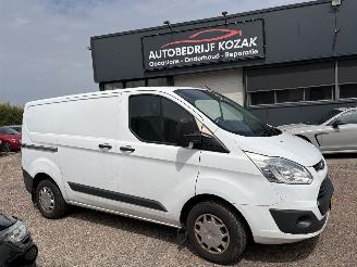 škoda dodávky Ford Transit Custom 2.2 TDCI L1H1 Trend AIRCO 2016/3