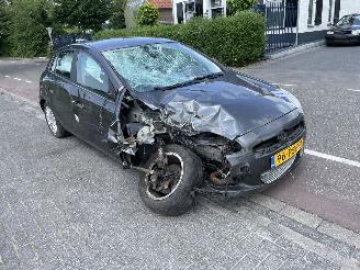 Coche siniestrado Fiat Bravo 1.4 MultiAir 2011/7