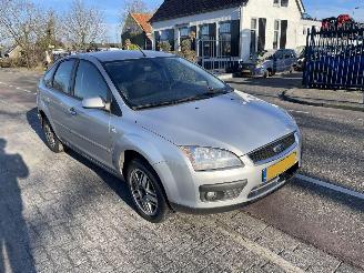 Auto da rottamare Ford Focus 2.0-16V Ghia 2006/3