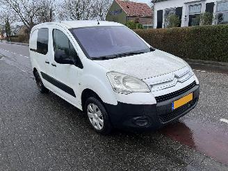 Vrakbiler auto Citroën Berlingo 1.6 HDi 90 2010/5