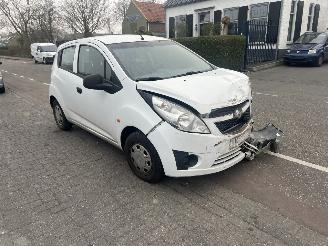 Salvage car Chevrolet Spark 1.0-16V 2010/1