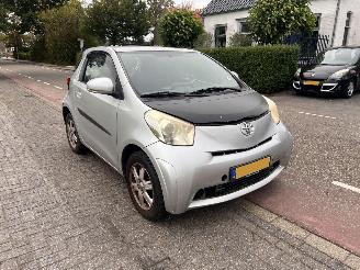 Schadeauto Toyota iQ 1.0-12V 2009/5