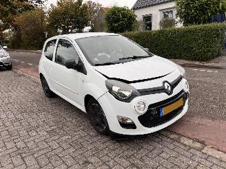 skadebil auto Renault Twingo 1.2-16V 2012/10