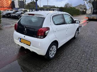 Peugeot 108 1.0-12V picture 3