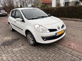 Renault Clio 1.2-16V TCe 100 2009/3